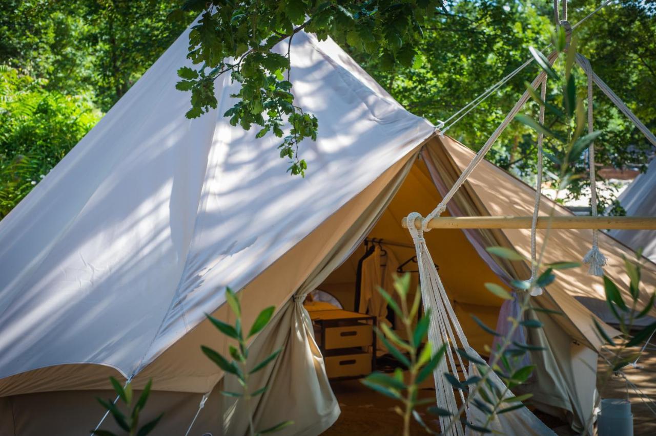 Rock Oak Glamping 3 Hotel Imotski Bagian luar foto