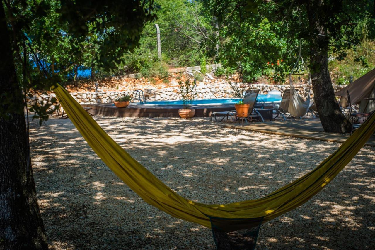 Rock Oak Glamping 3 Hotel Imotski Bagian luar foto